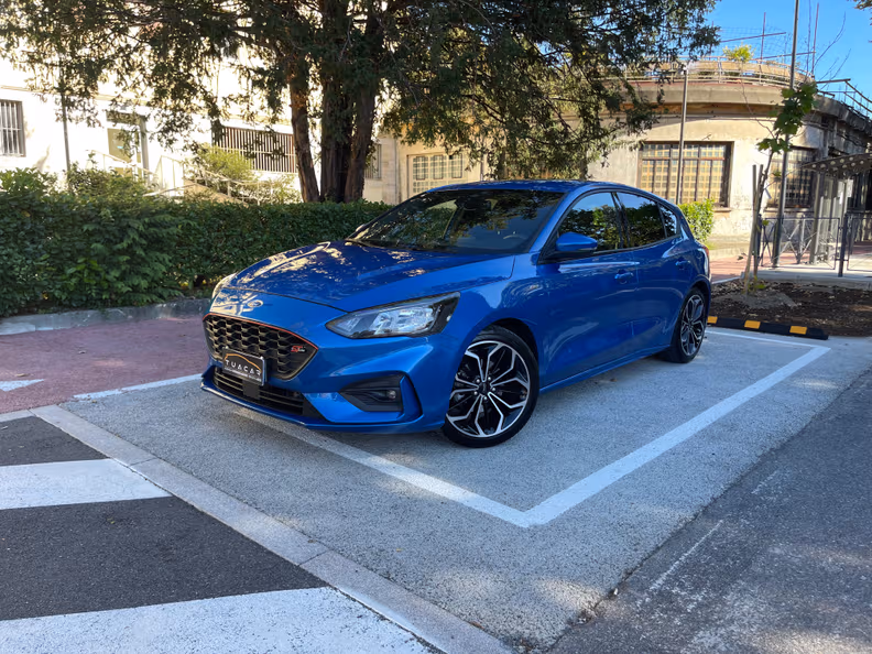 Ford Focus - 1