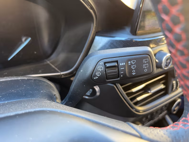 Ford Focus - 19