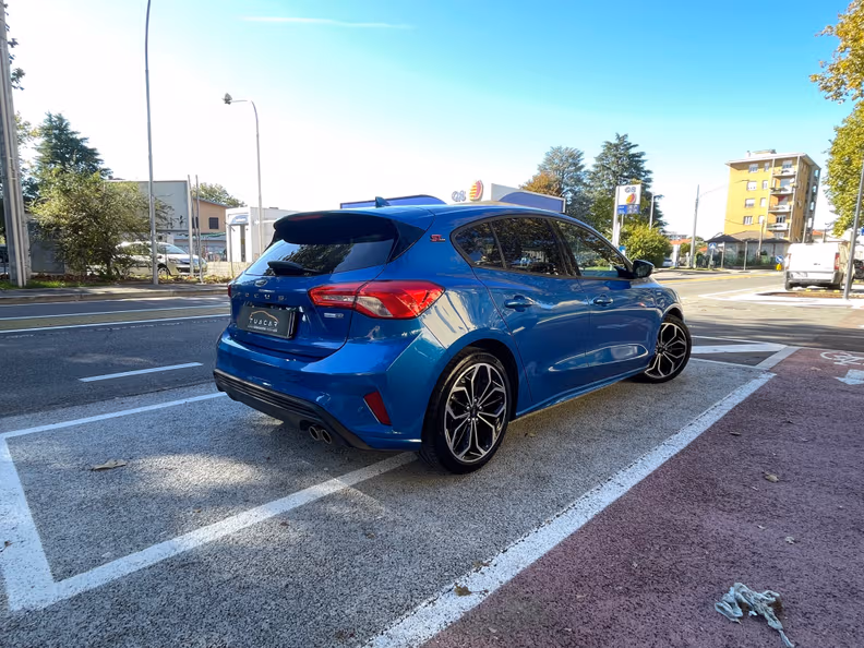 Ford Focus - 5