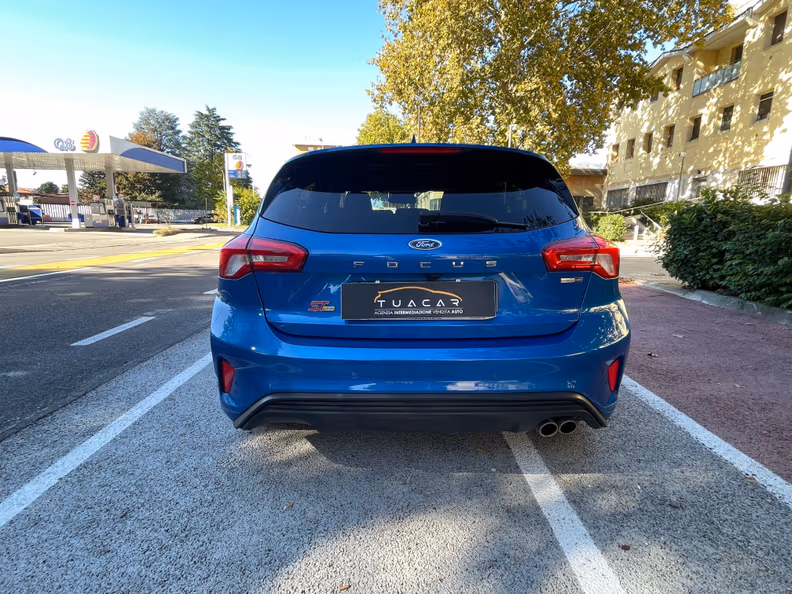 Ford Focus - 6