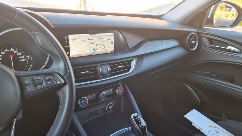 Alfa Romeo Stelvio - 31