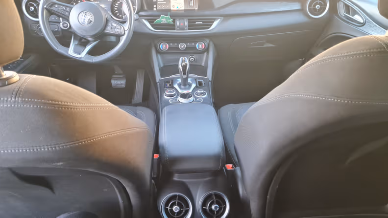Alfa Romeo Stelvio - 19