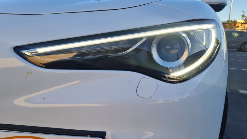 Alfa Romeo Stelvio - 10