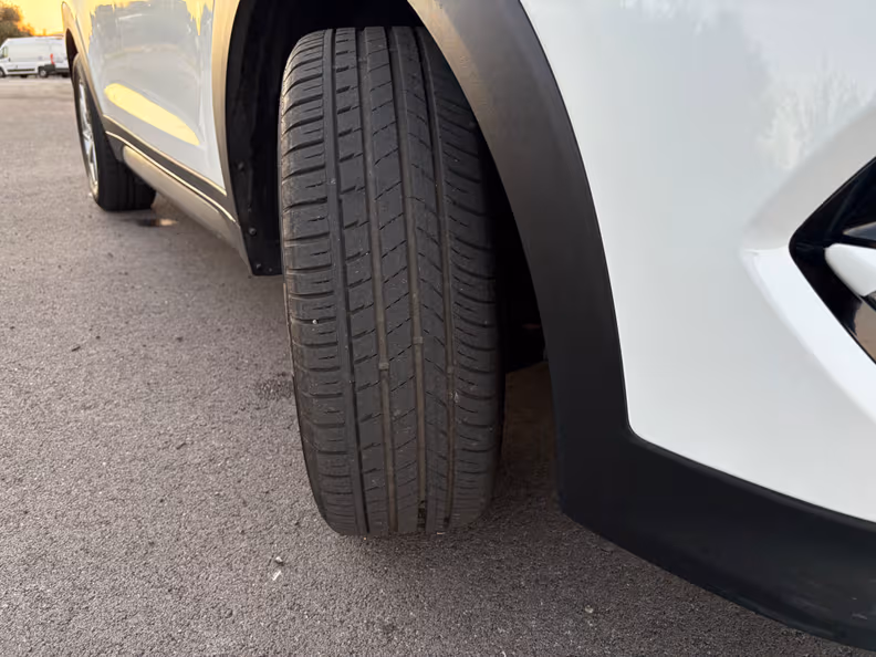 Hyundai Tucson - 37