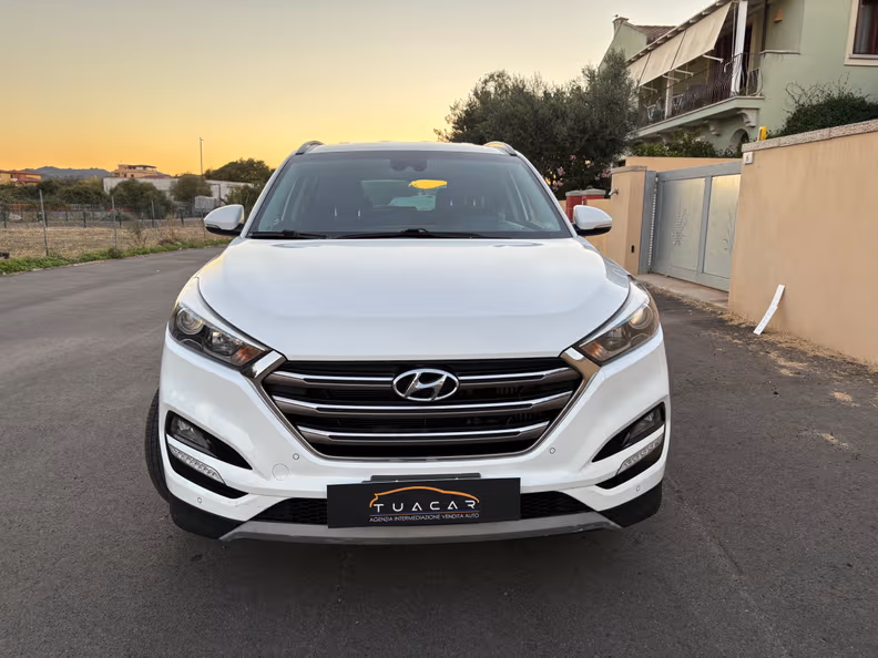 Hyundai Tucson - 2
