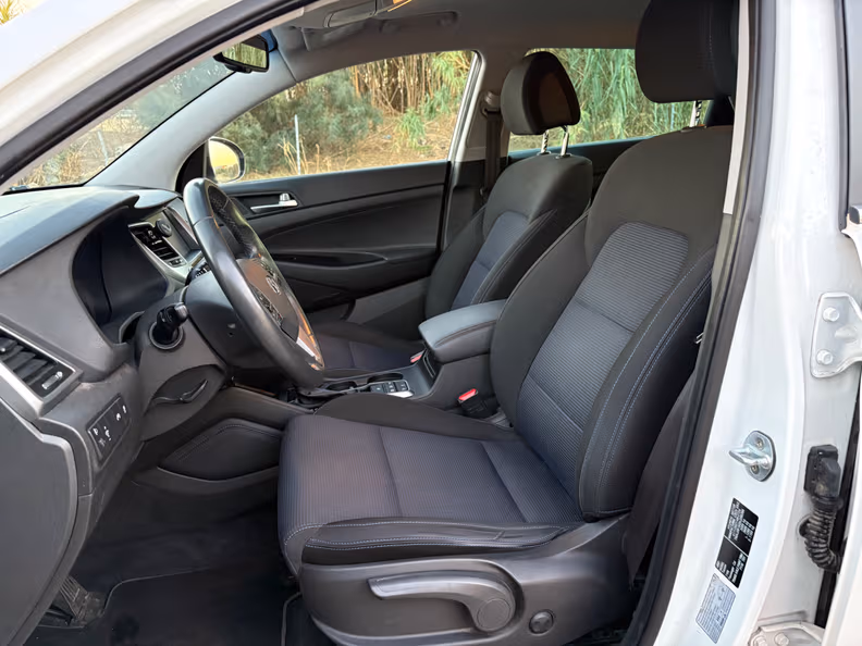 Hyundai Tucson - 16