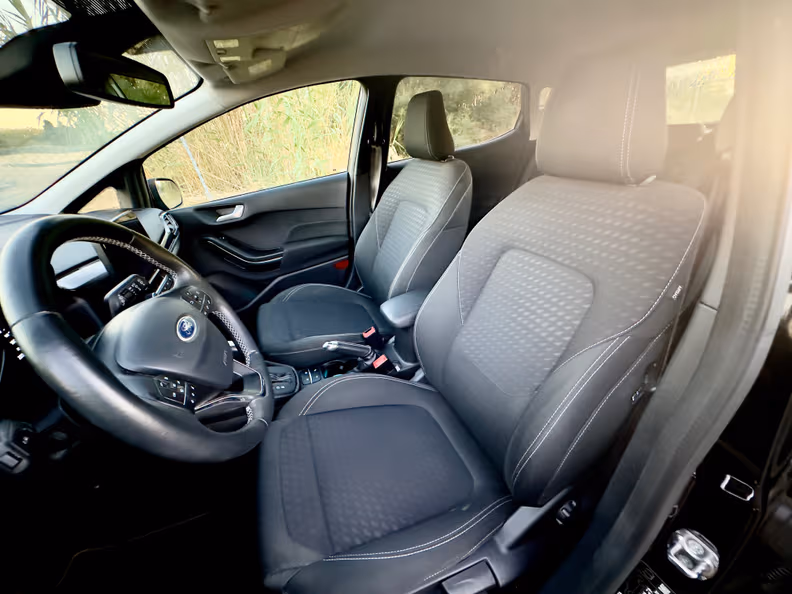 Ford Fiesta - 13