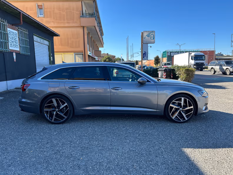 Audi A6 - 6