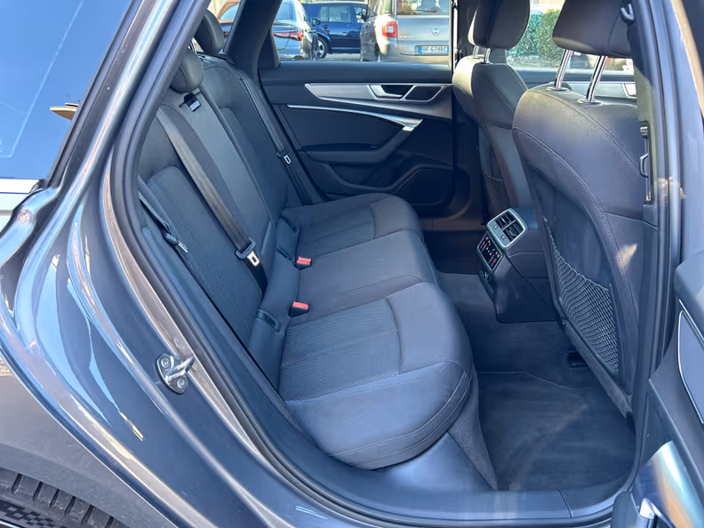 Audi A6 - 25
