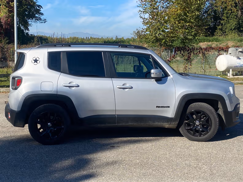 Jeep Renegade - 4