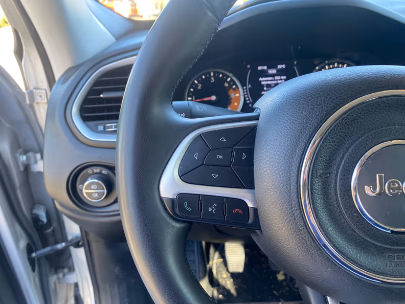 Jeep Renegade - 13