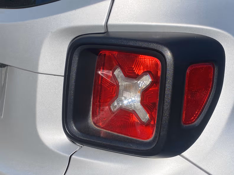 Jeep Renegade - 31
