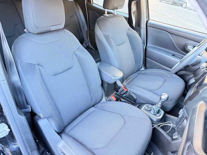 Jeep Renegade - 22