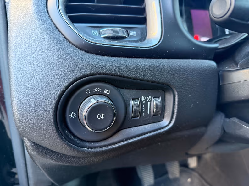 Jeep Renegade - 26