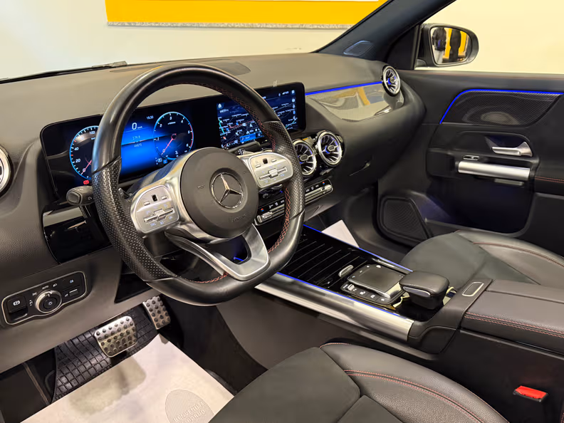 Mercedes-Benz GLA-Class - 14