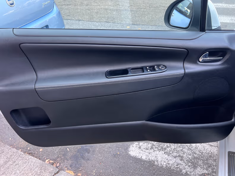 Peugeot 207 - 25
