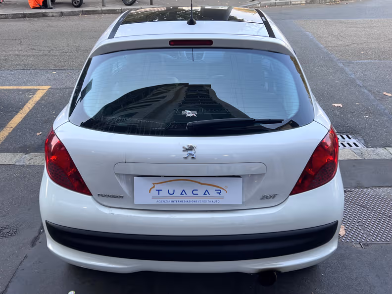 Peugeot 207 - 5