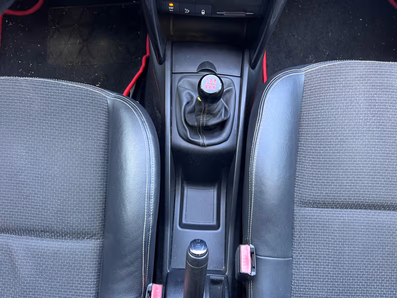 Peugeot 207 - 16