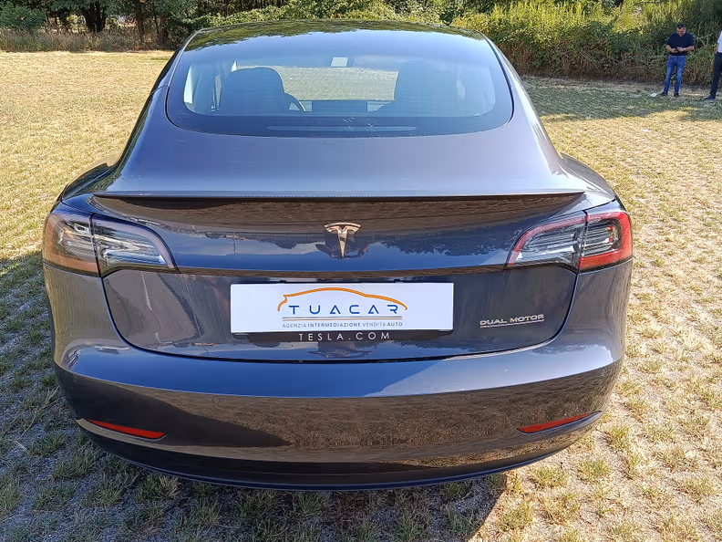 Tesla Model 3 - 27