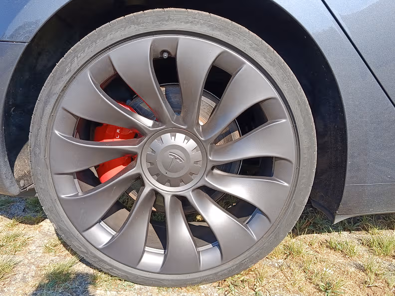 Tesla Model 3 - 41