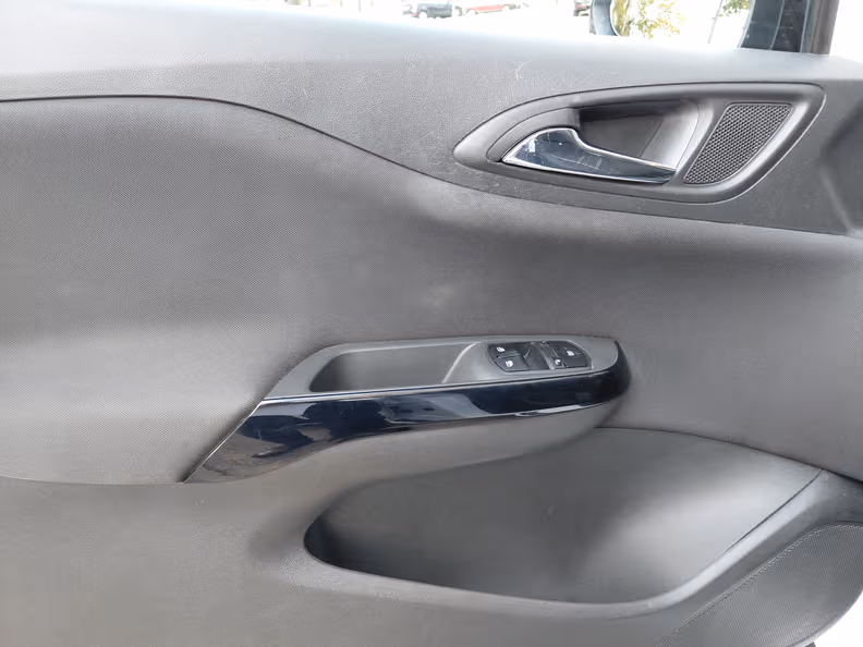 Opel Corsa - 18