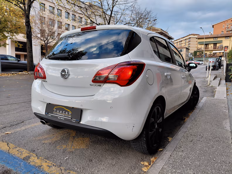 Opel Corsa - 28