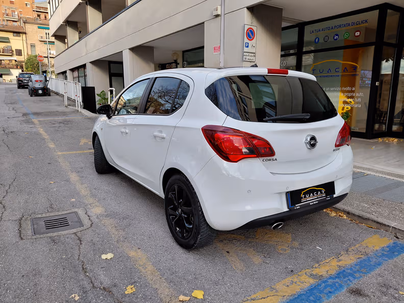 Opel Corsa - 5