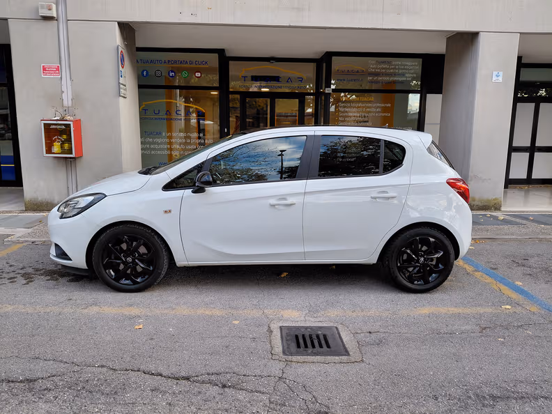 Opel Corsa - 33