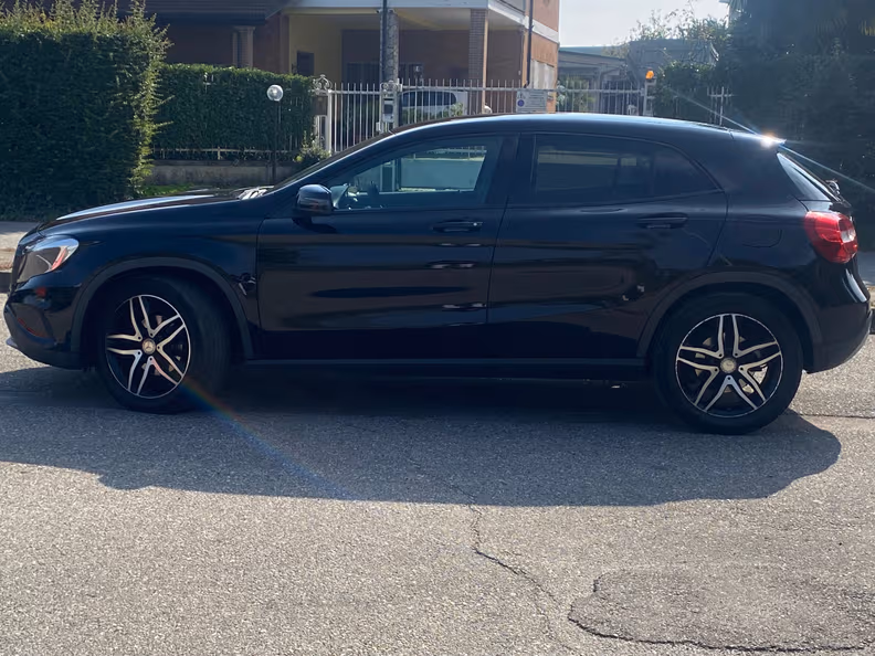 Mercedes-Benz GLA-Class - 8