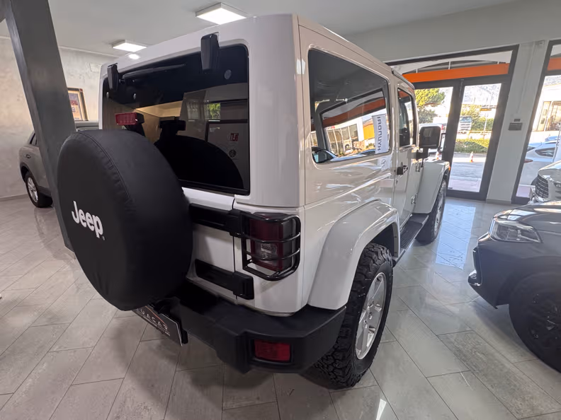 Jeep Wrangler - 6