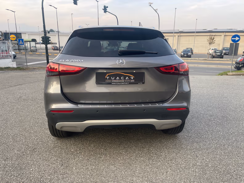 Mercedes-Benz GLA-Class - 41