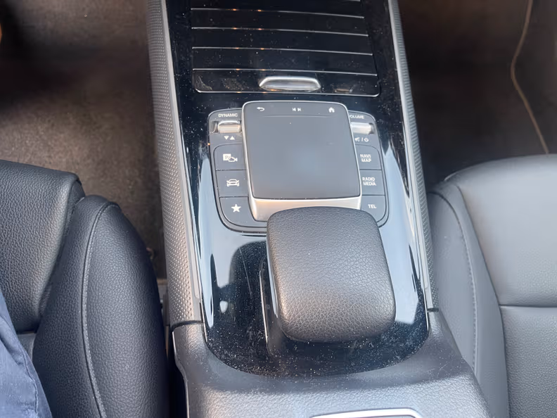 Mercedes-Benz GLA-Class - 24