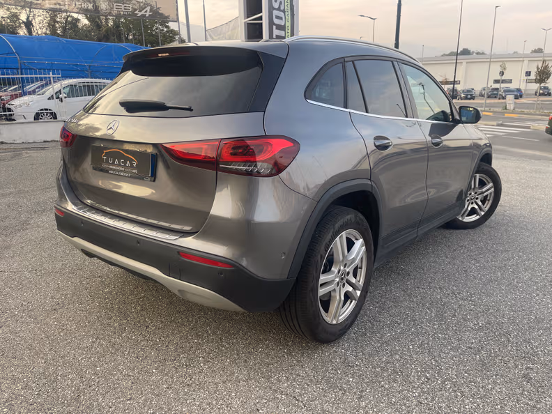 Mercedes-Benz GLA-Class - 4