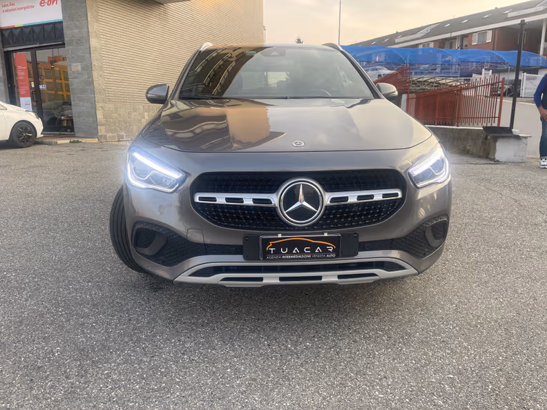 Mercedes-Benz GLA-Class - 2