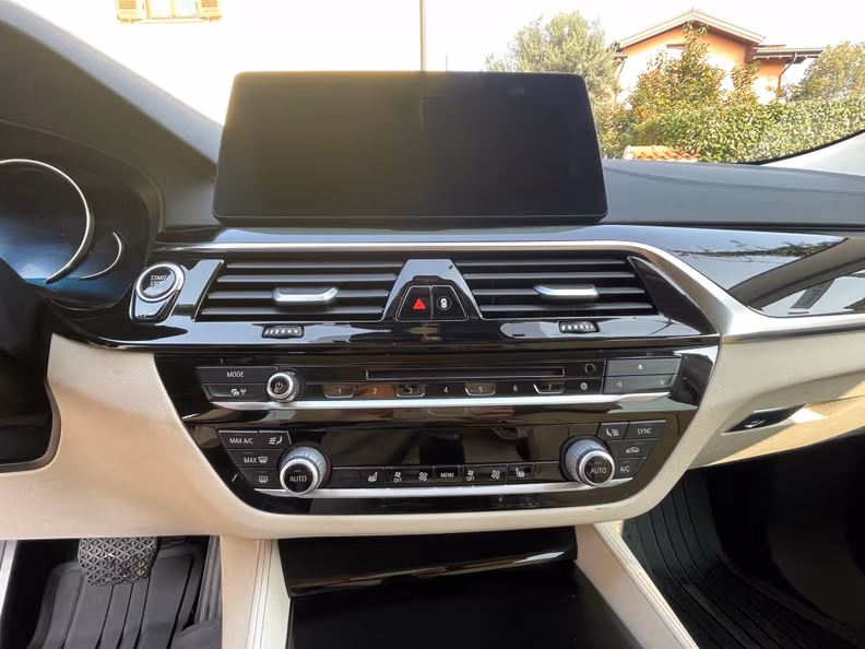 BMW 6 series - 24