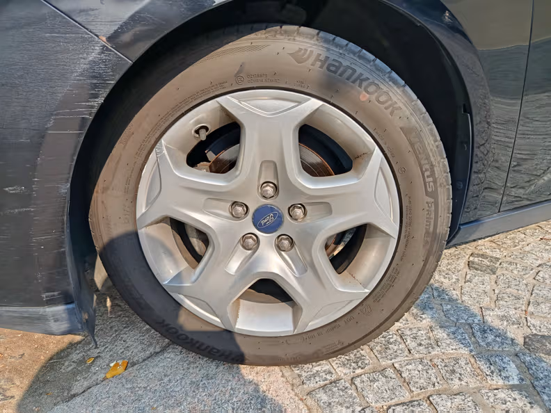 Ford Focus - 45