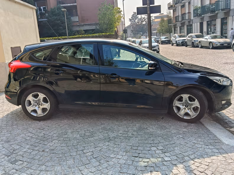 Ford Focus - 4