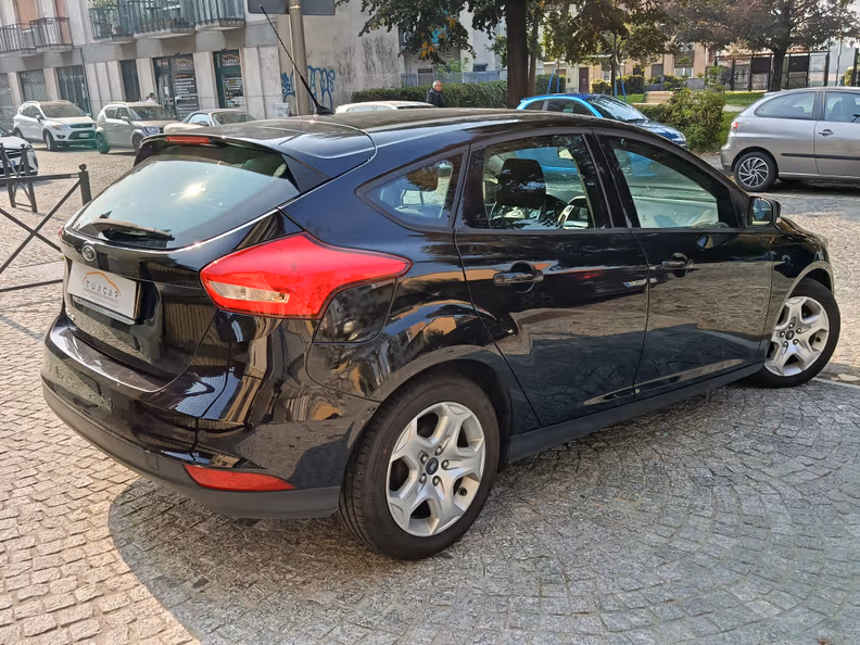 Ford Focus - 5