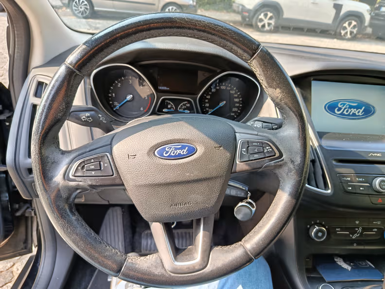Ford Focus - 18