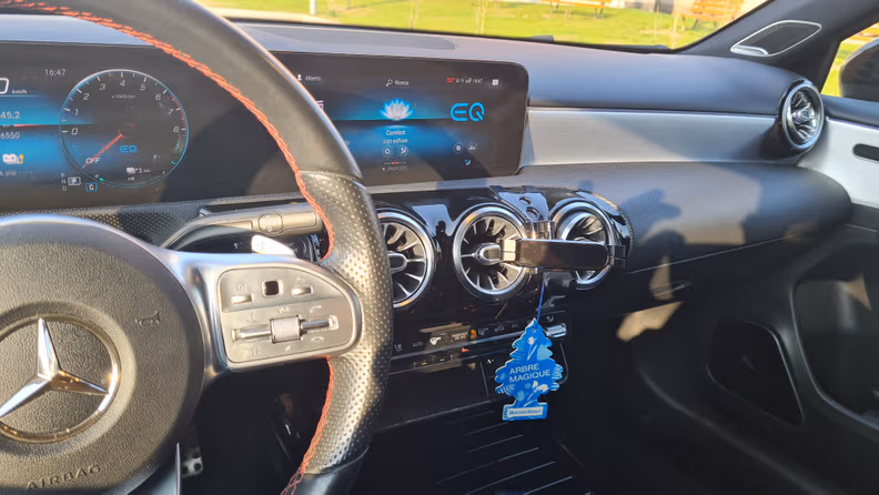 Mercedes-Benz A-Class - 18