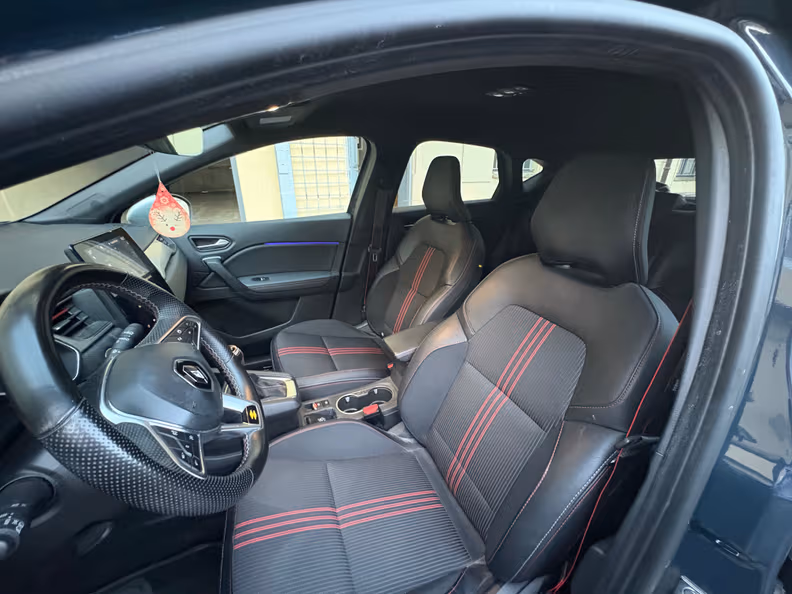 Renault Captur - 16