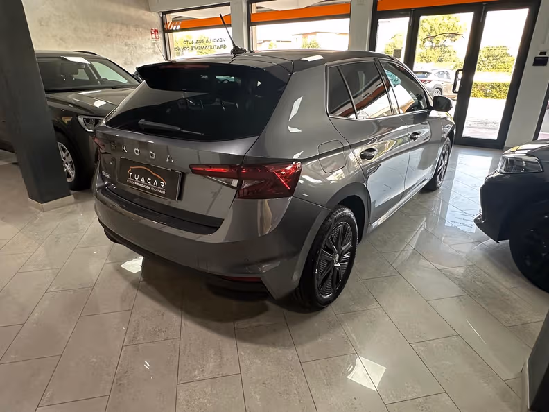Škoda Fabia - 5