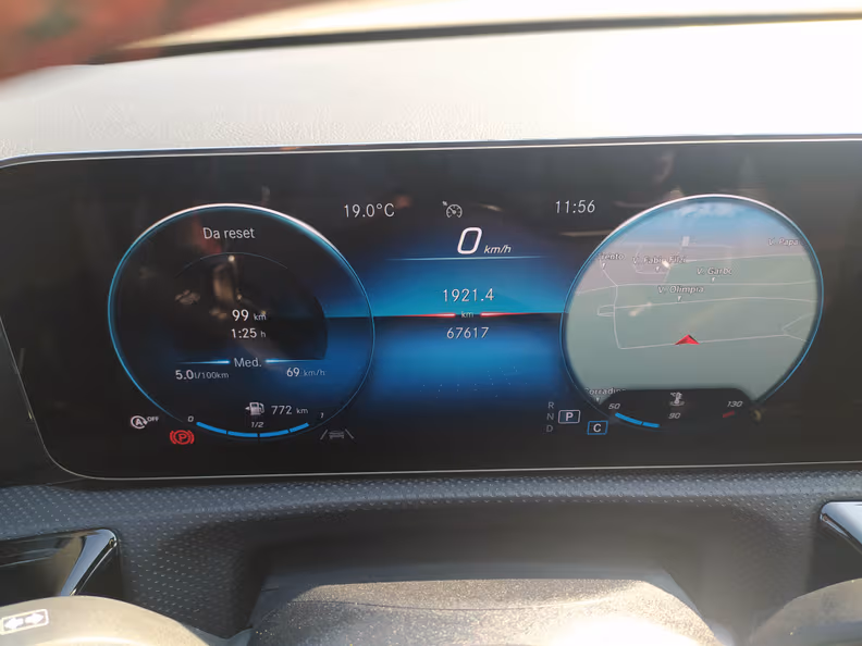 Mercedes-Benz CLA-Class - 11