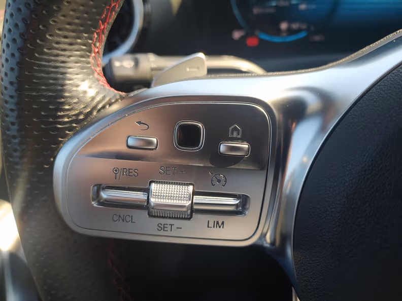 Mercedes-Benz CLA-Class - 73