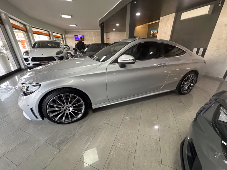 Mercedes-Benz C-Class - 2