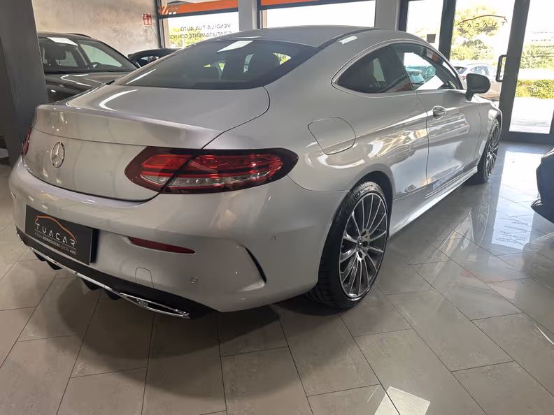 Mercedes-Benz C-Class - 4