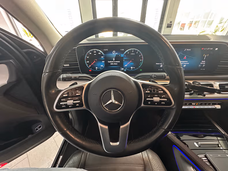 Mercedes-Benz GLE-Class - 16
