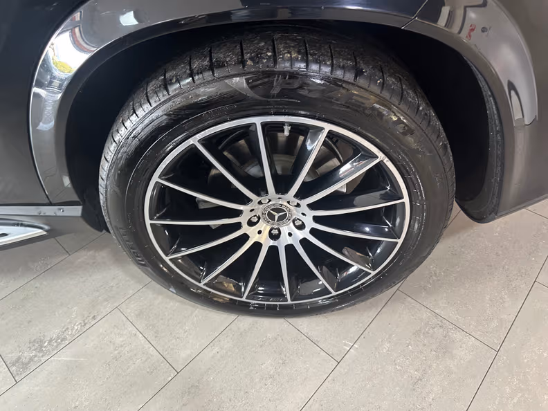 Mercedes-Benz GLE-Class - 18