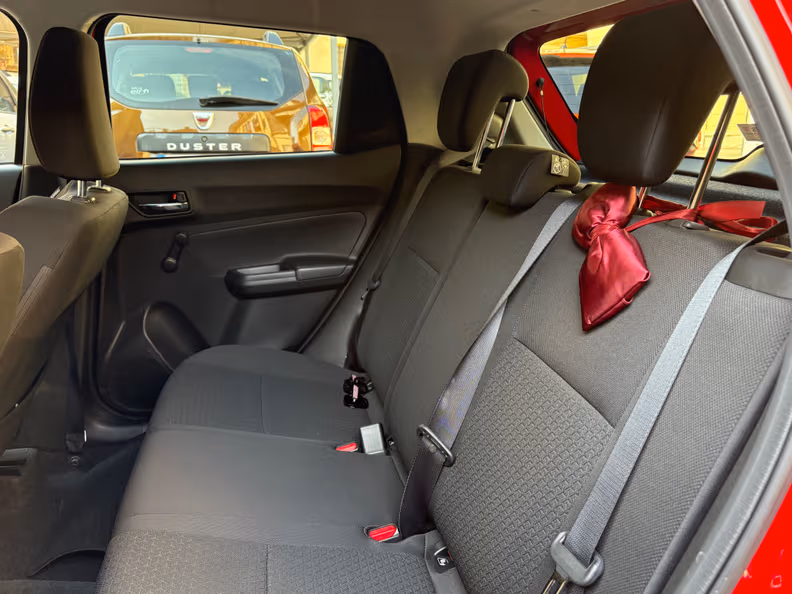 Suzuki Swift - 30
