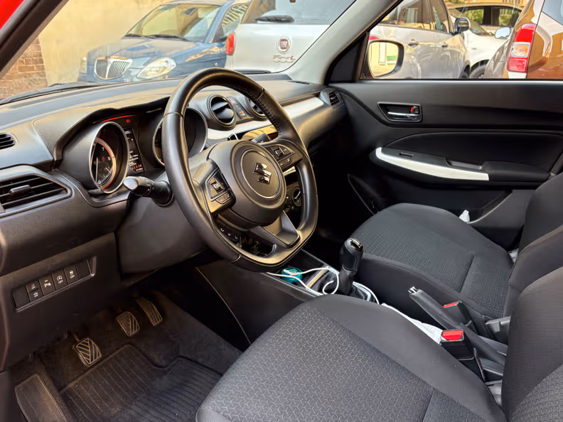 Suzuki Swift - 25